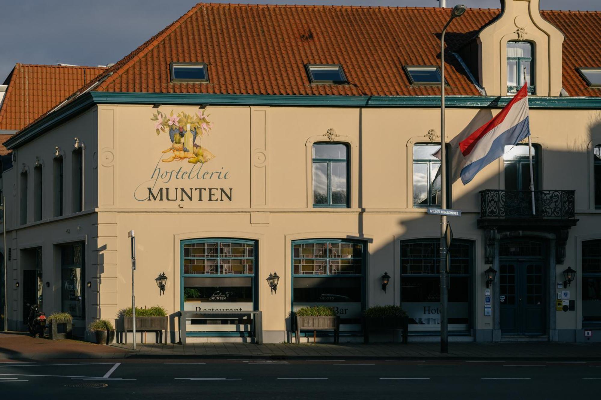 Hotel Munten Weert Exterior photo