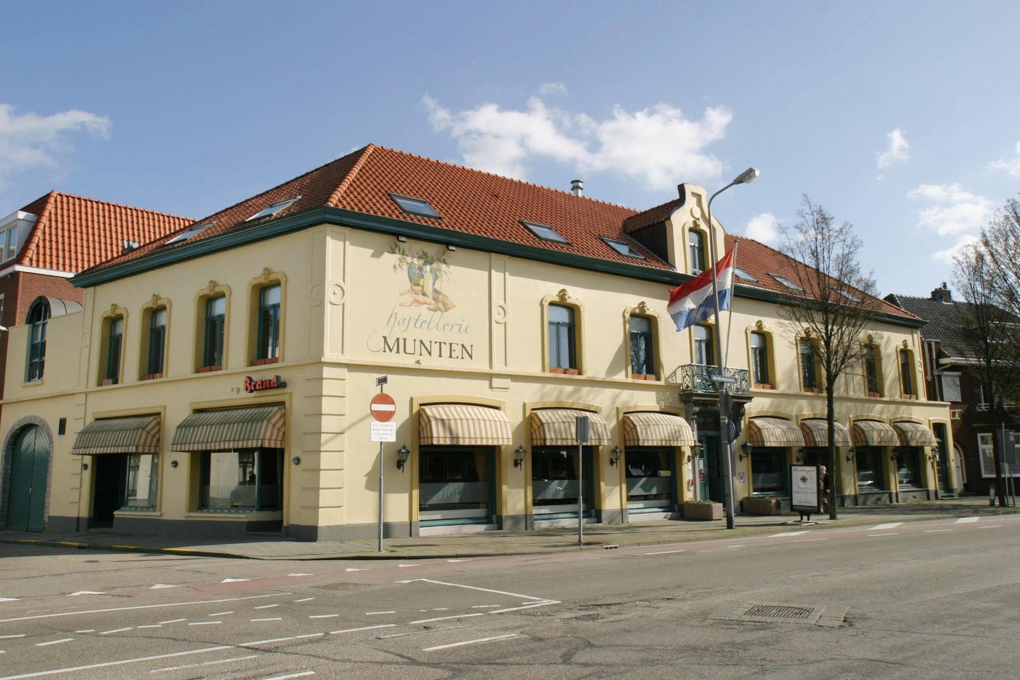 Hotel Munten Weert Exterior photo
